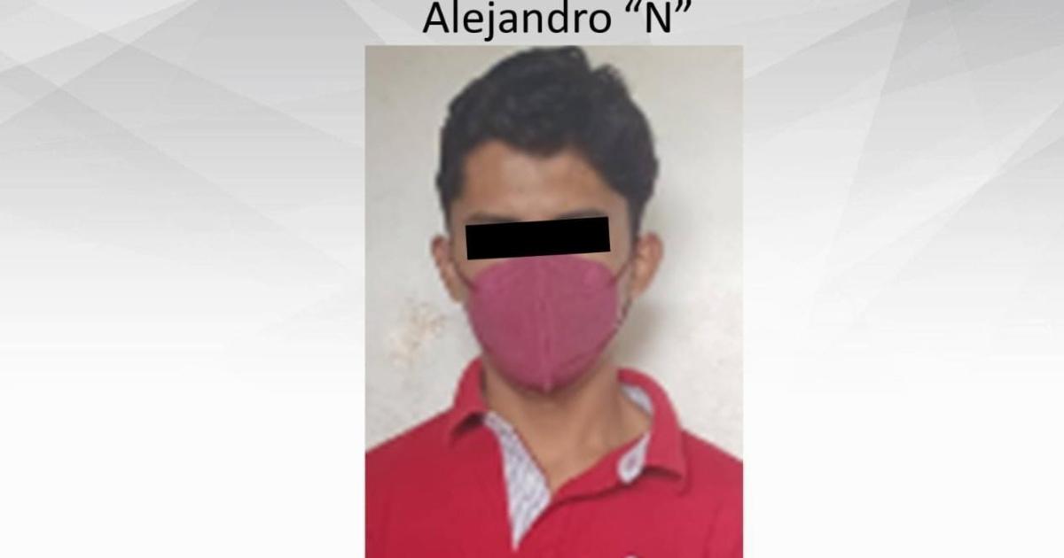 Detienen a un sujeto por robar en la bodega aurrera de Cuautla ...