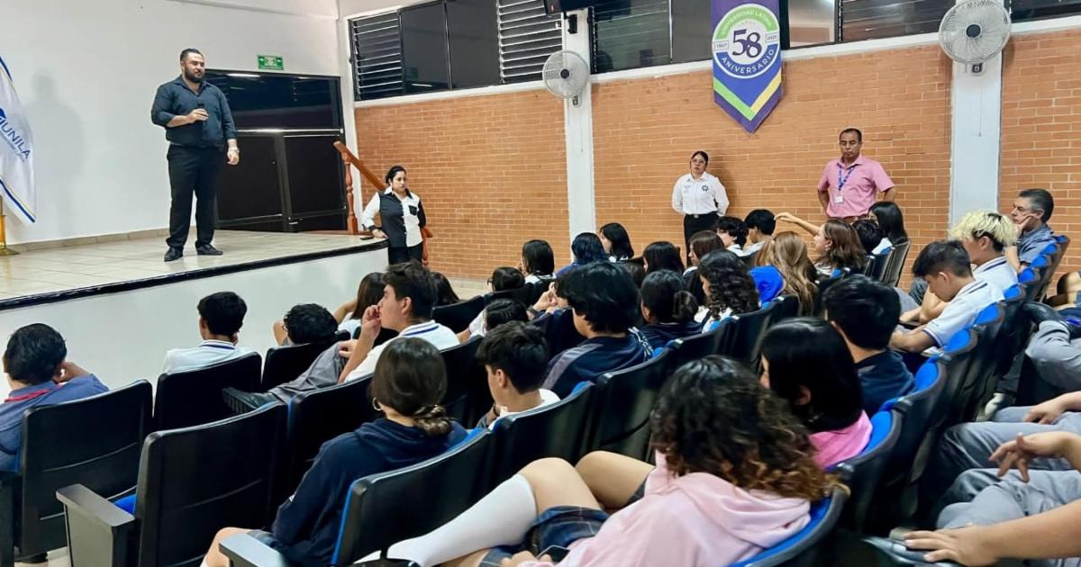 Llevan a escuelas pláticas para prevenir acoso escolar y ciberacoso ...