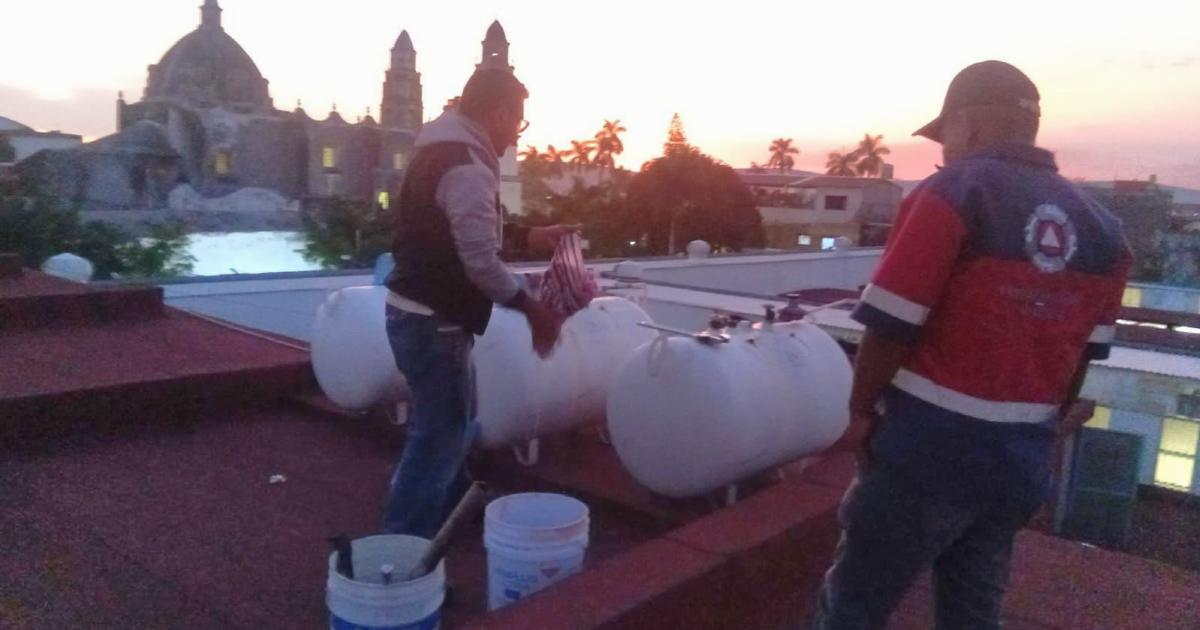 Realiza Ayuntamiento mantenimiento a tanques de gas en el Mercado ...