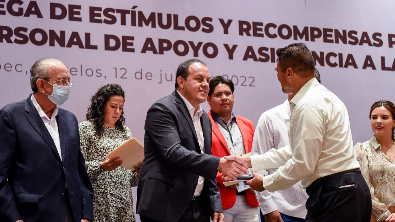 Reconoce Cuauhtémoc Blanco trabajo por la educación de la niñez y juventud de Morelos