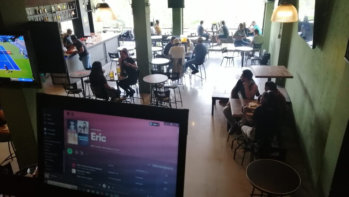 Restaurantes, bares y antros y comercios abiertos en Cuautla