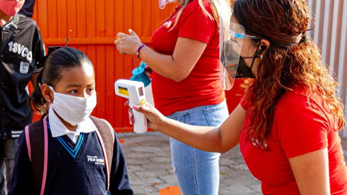 Hay condiciones para iniciar ciclo escolar: Educación