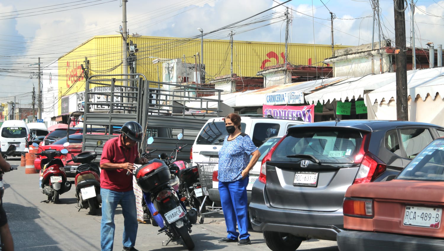Cambiarán reglas de estacionamiento en calles aledañas a mercados en Cuautla
