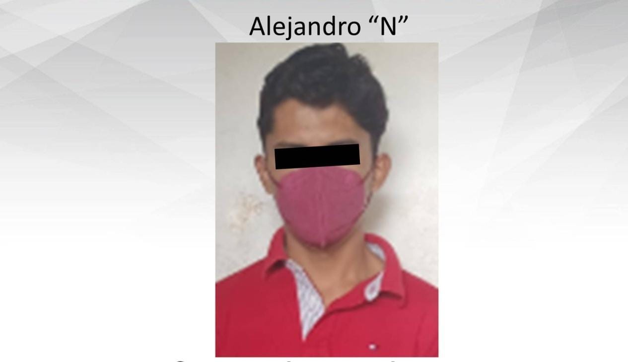 Detienen a un sujeto por robar en la bodega aurrera de Cuautla
