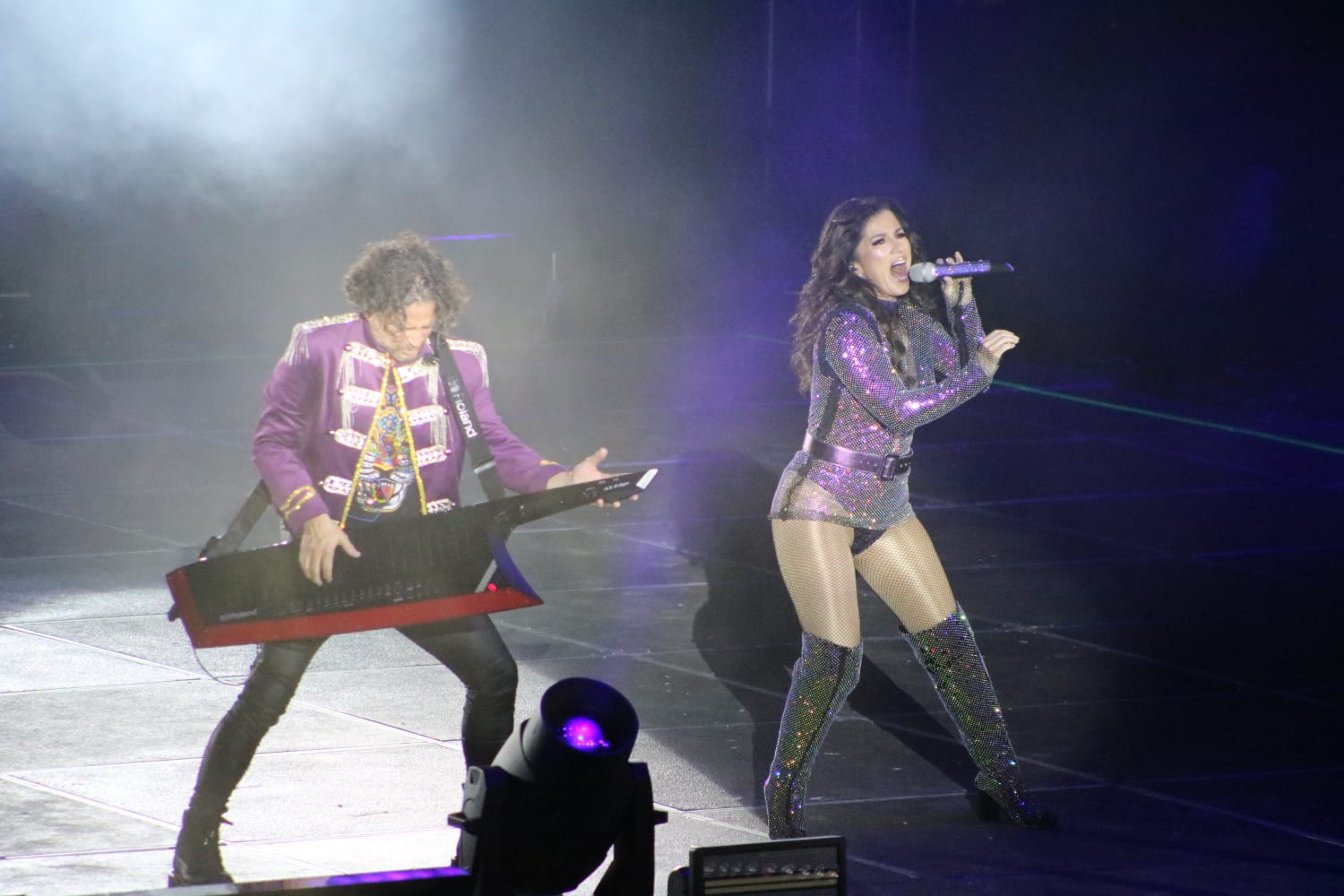 Con gran éxito se presenta 90s pop tour en el «OlaFest» en Acapulco