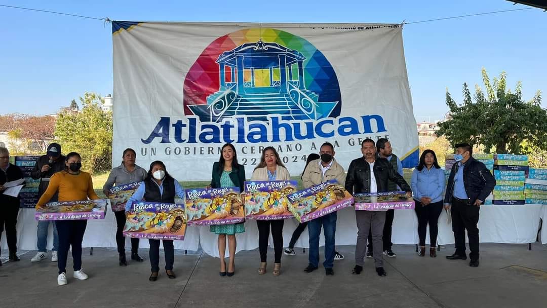 Más de 200 roscas fueron entregadas a escuelas de Atlatlahucan