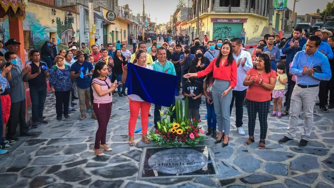 Inauguran autoridades de Atlatláhucan la pavimentación de la calle Misión Cultural