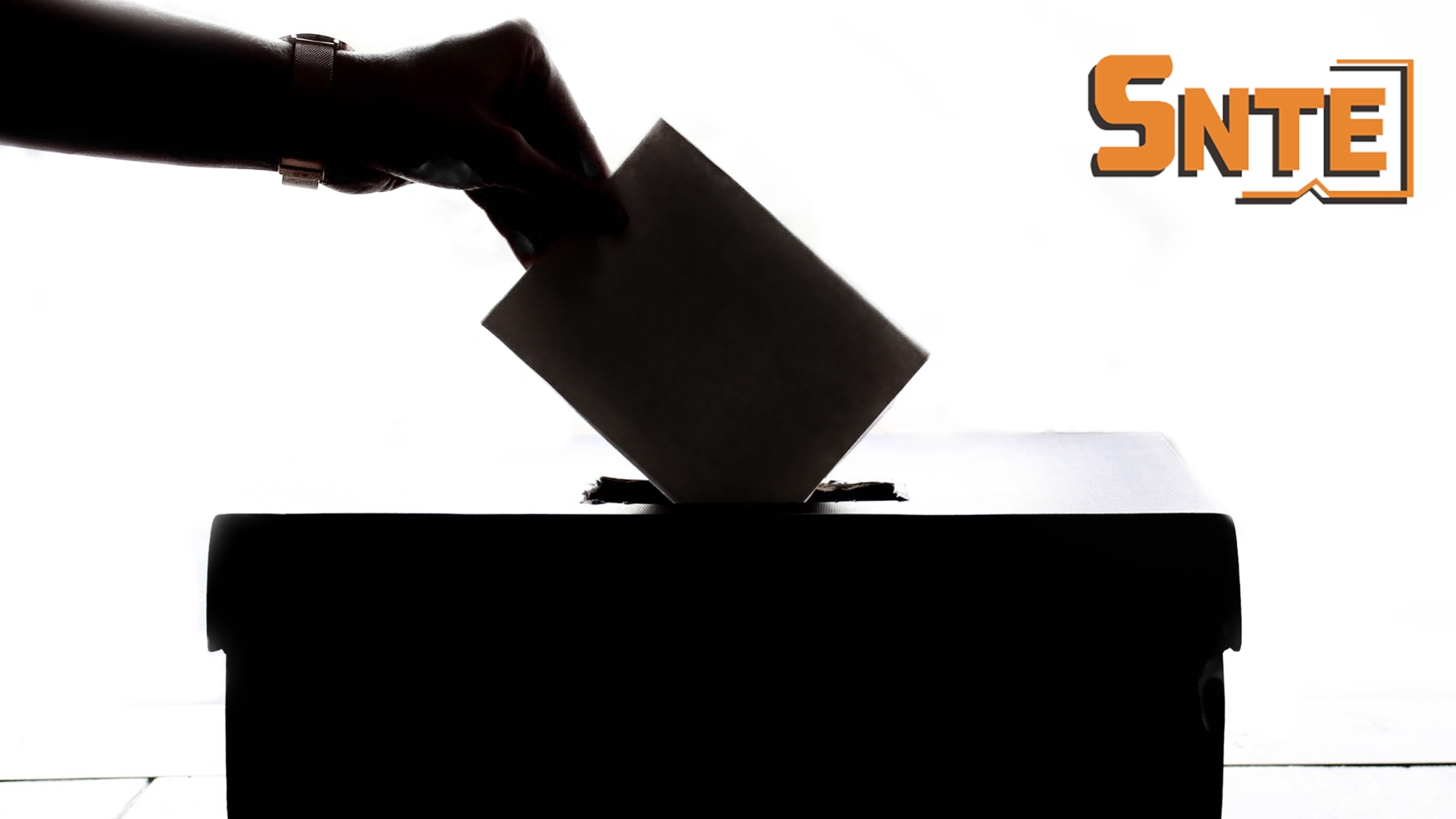 Acusan compra de votos en SNTE