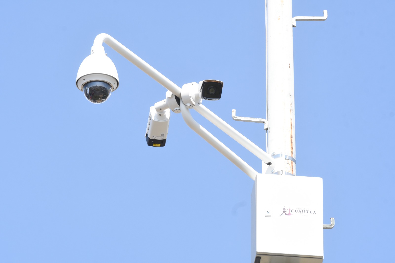 Ya operan más cámaras de vigilancia en calles de Cuautla