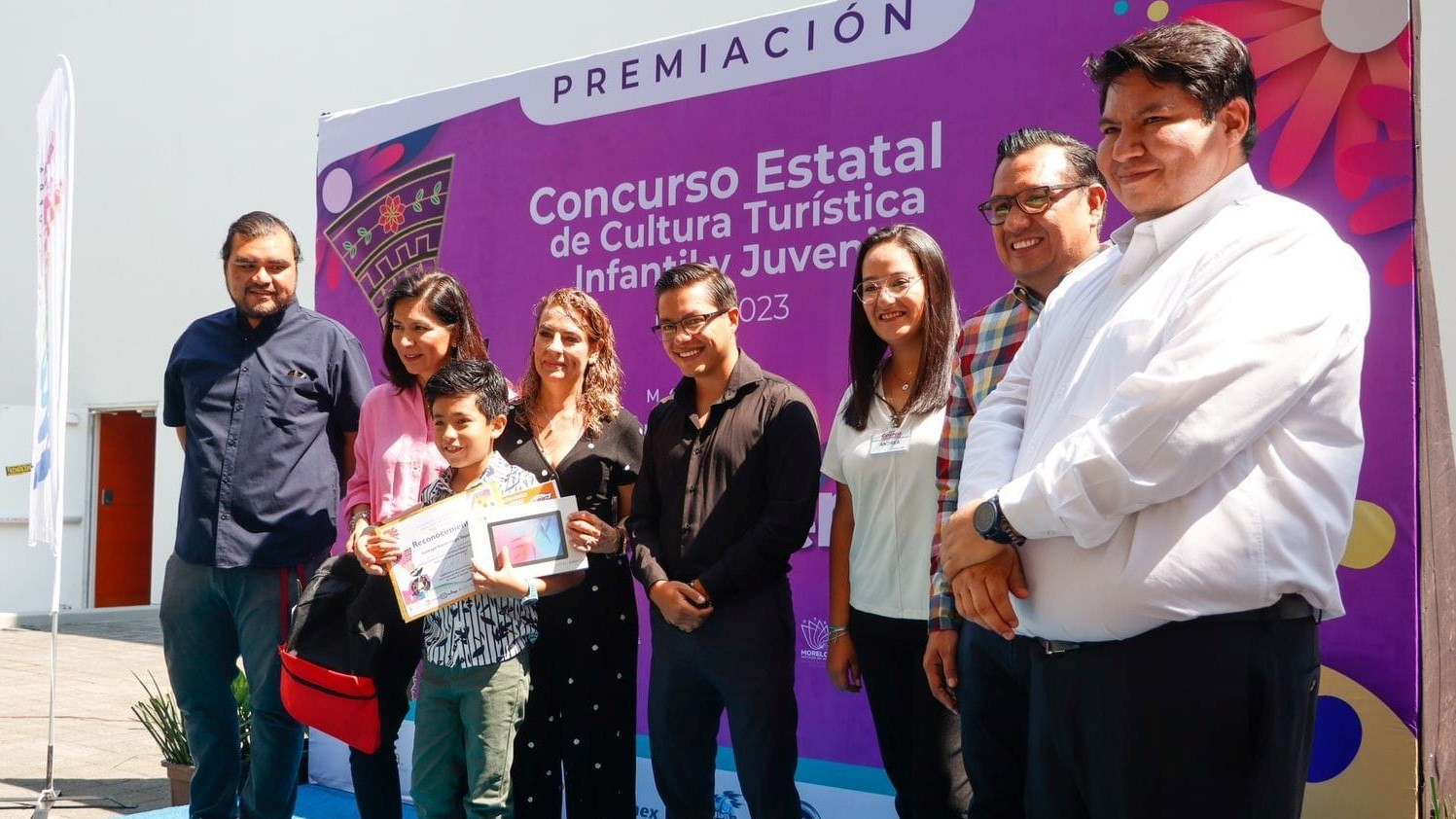 Premian a ganadores del concurso estatal de cultura turística infantil y juvenil