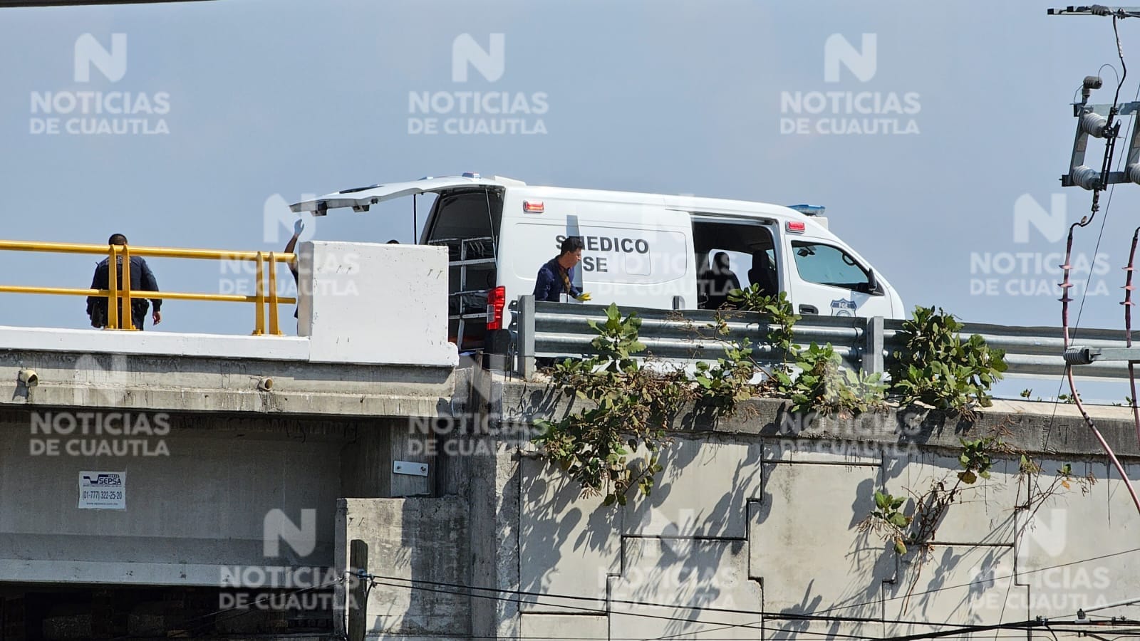 Dejan cuerpo desmembrado en puente de la Unidad Habitacional 10 de Abril