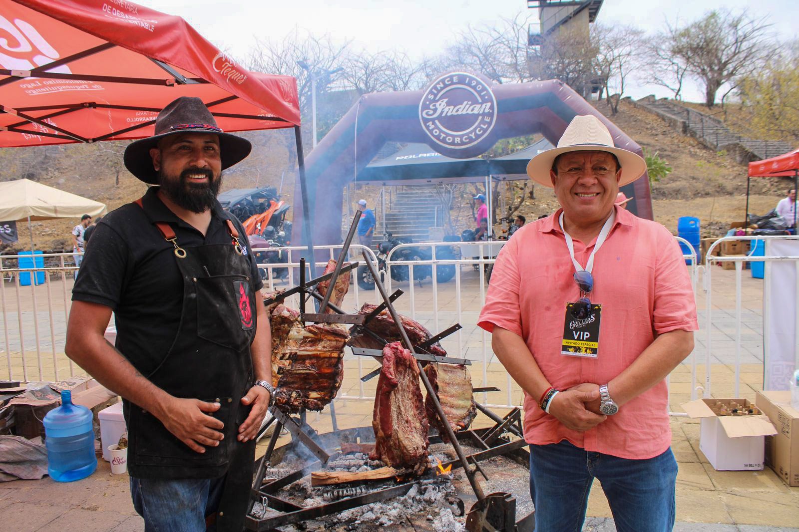 Triunfan parrilleros en Arena Teques en “Grillers Fest”