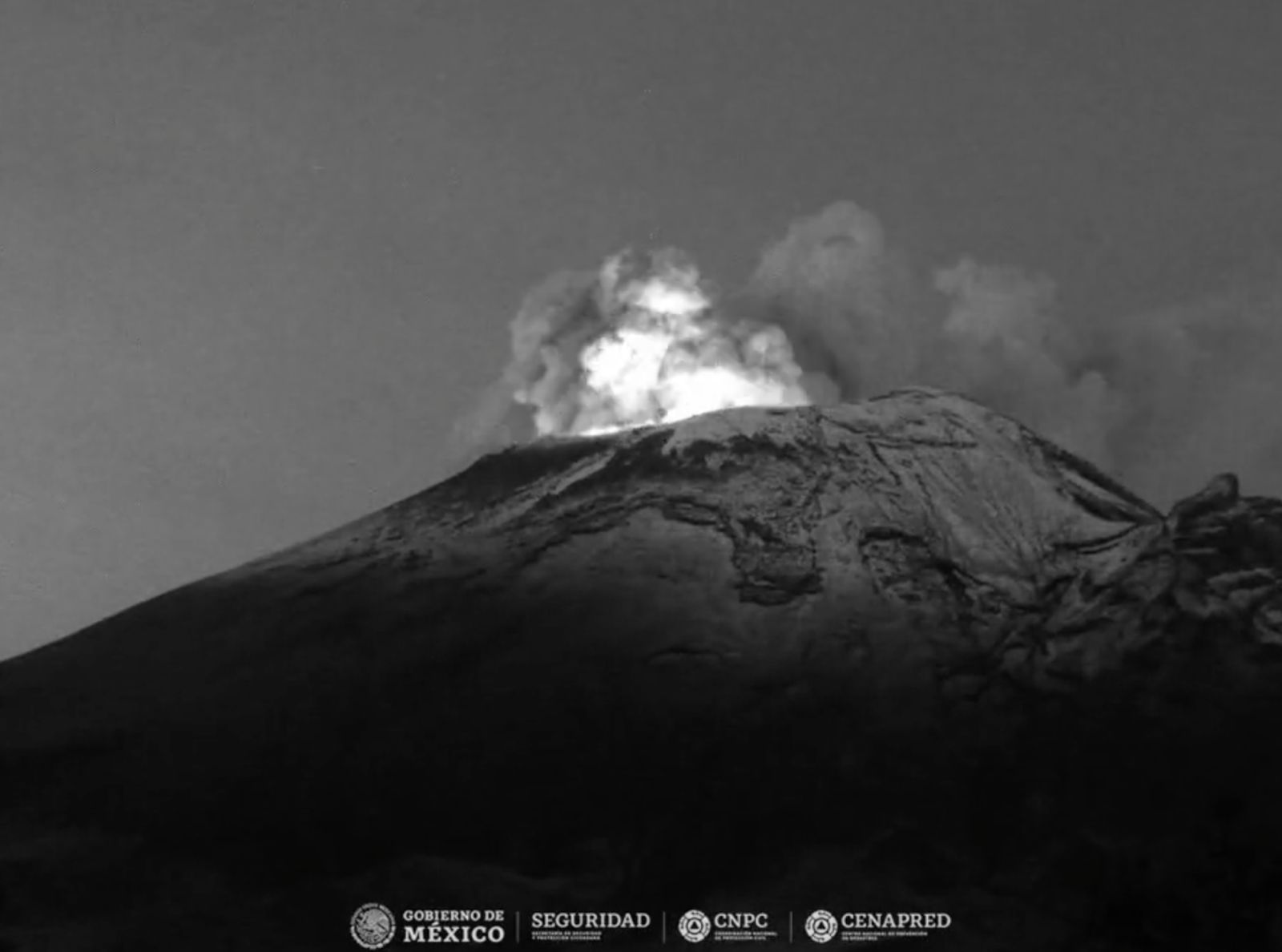 Más de 1400 minutos de tremor registró el Popocatépetl en las últimas horas