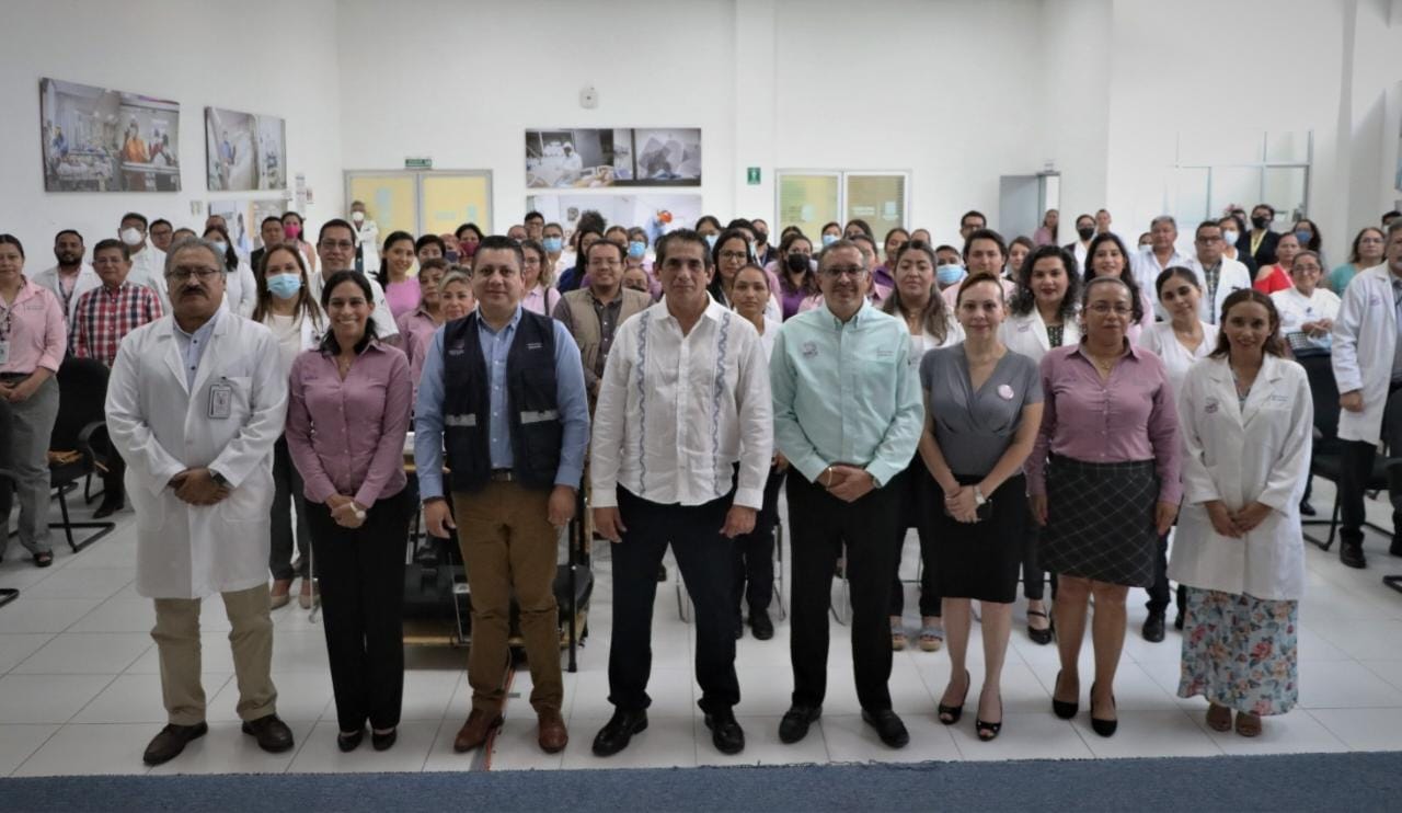 Promueven autoridades de sanitarias espacios para lactancia materna