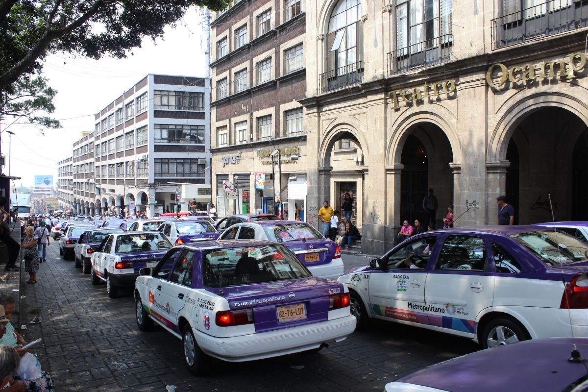 Taxistas de Morelos trabajan entre el miedo y la inseguridad