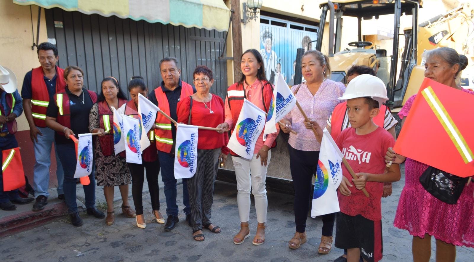 Alcaldesa Alma Reyes arrancó obras de rehabilitación en calle Independencia