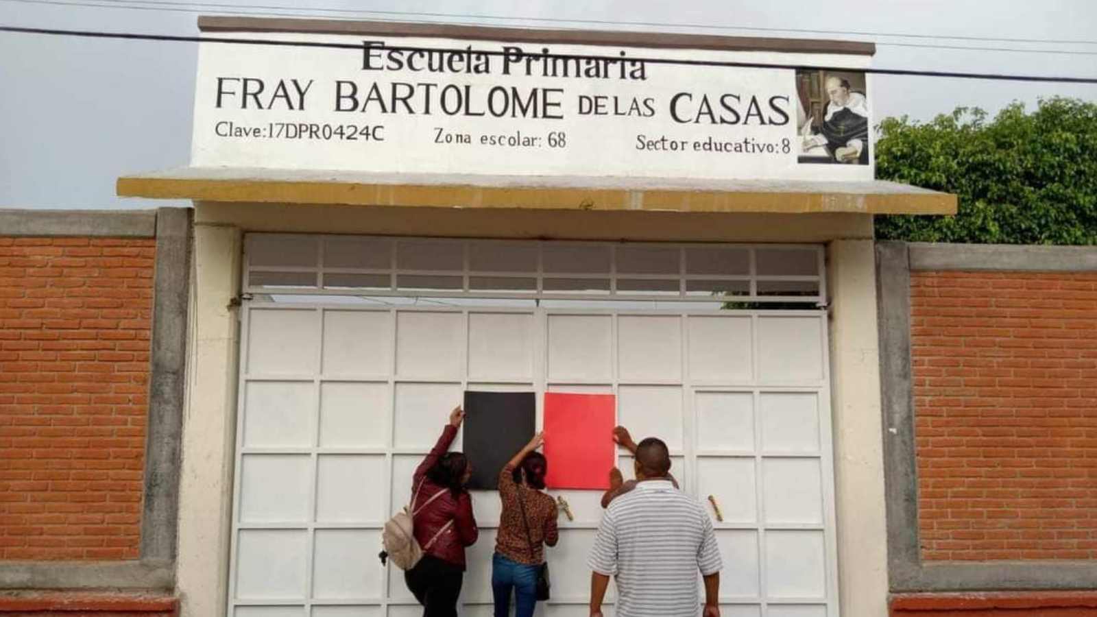 Cierran escuela y carretera en Quebrantadero