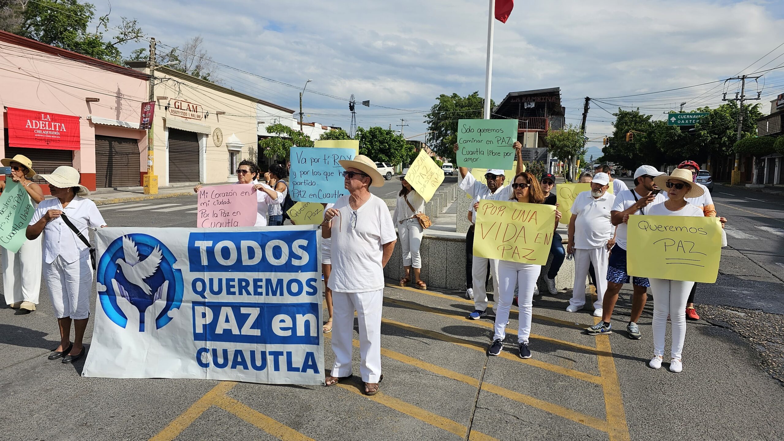 Menos de 25 personas marcharon por la paz en Cuautla