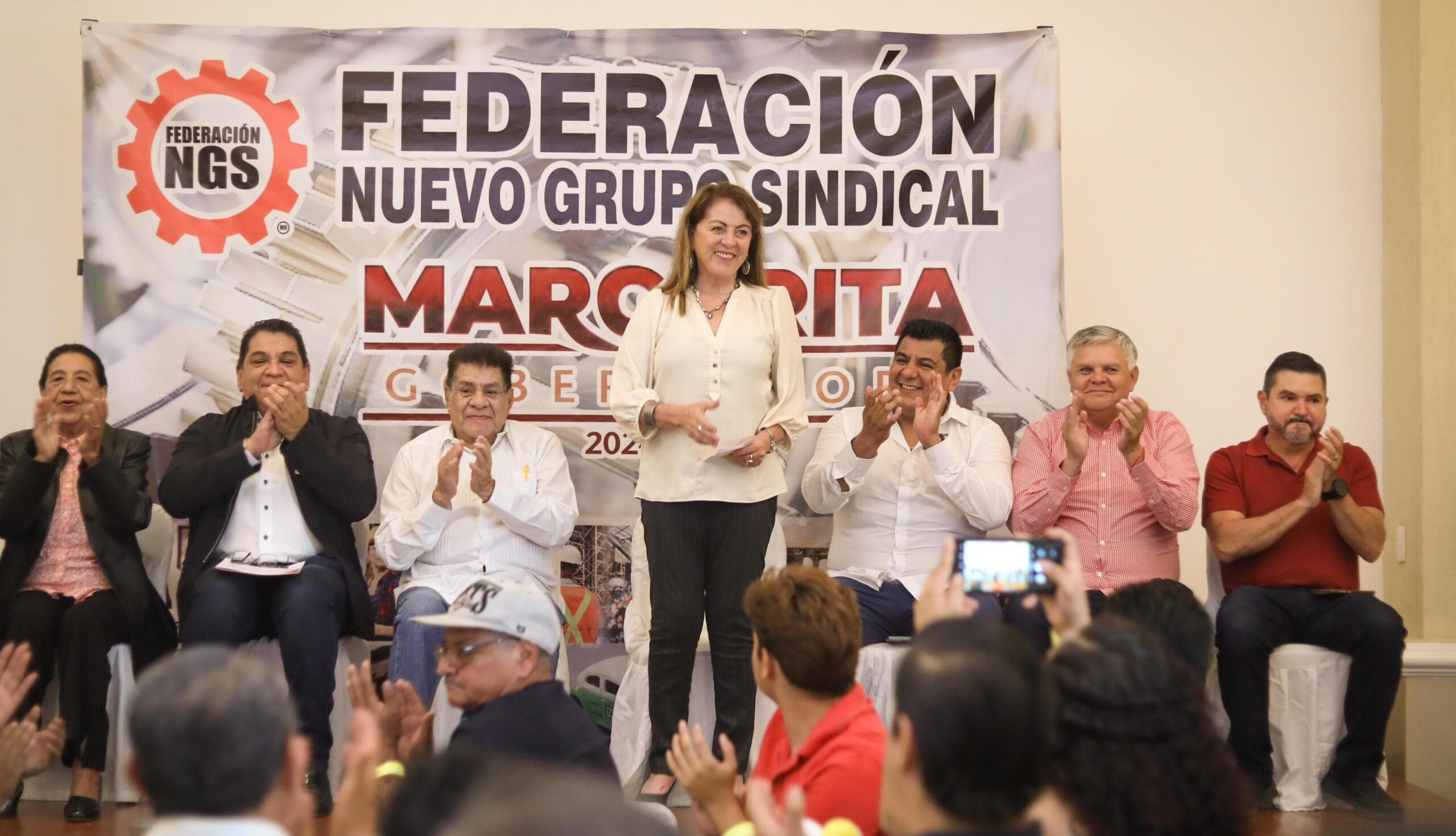 Líderes Sindicales se suman al proyecto de Margarita González Saravia