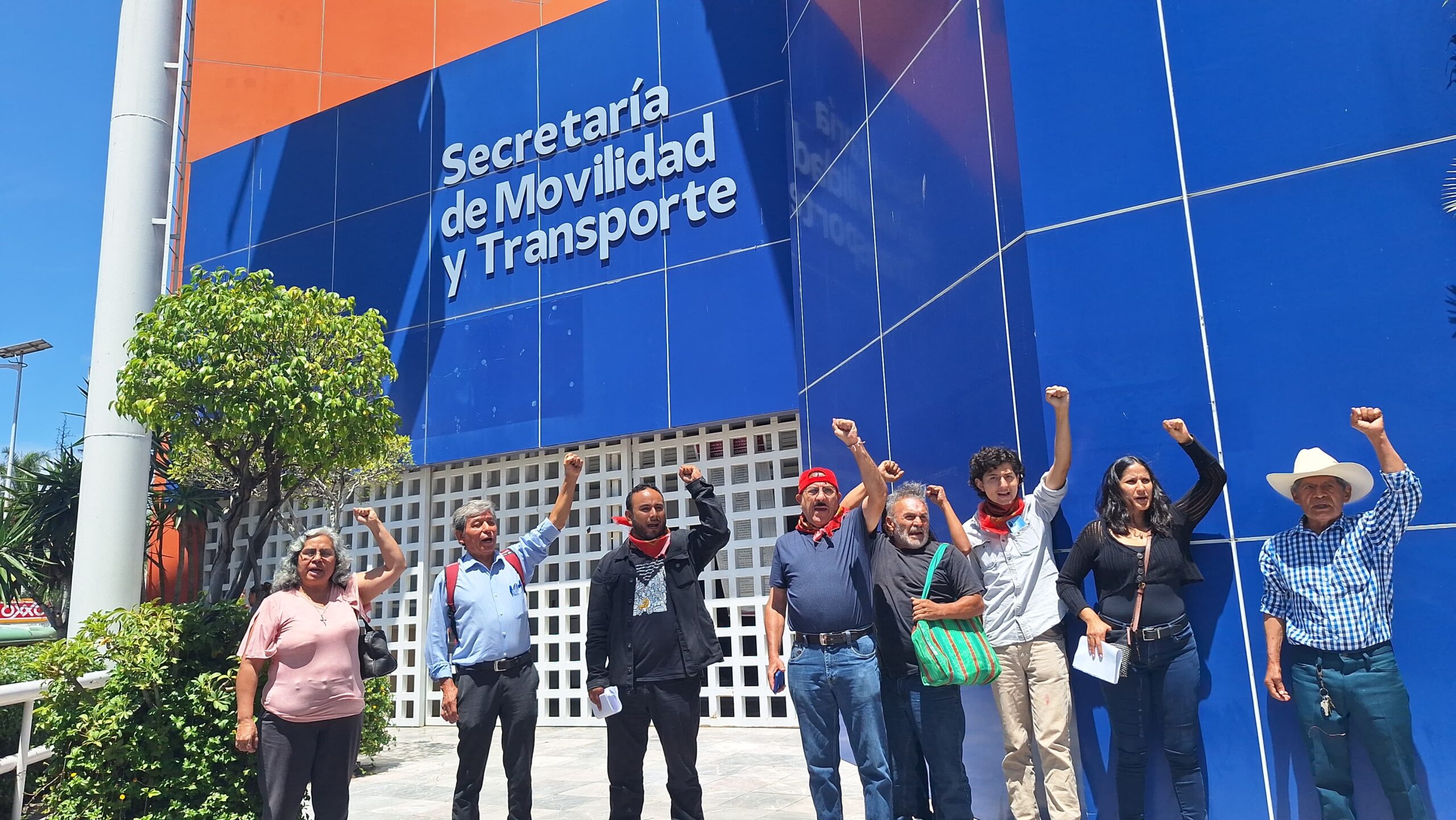 Ciudadanía crea frente vs aumento al pasaje
