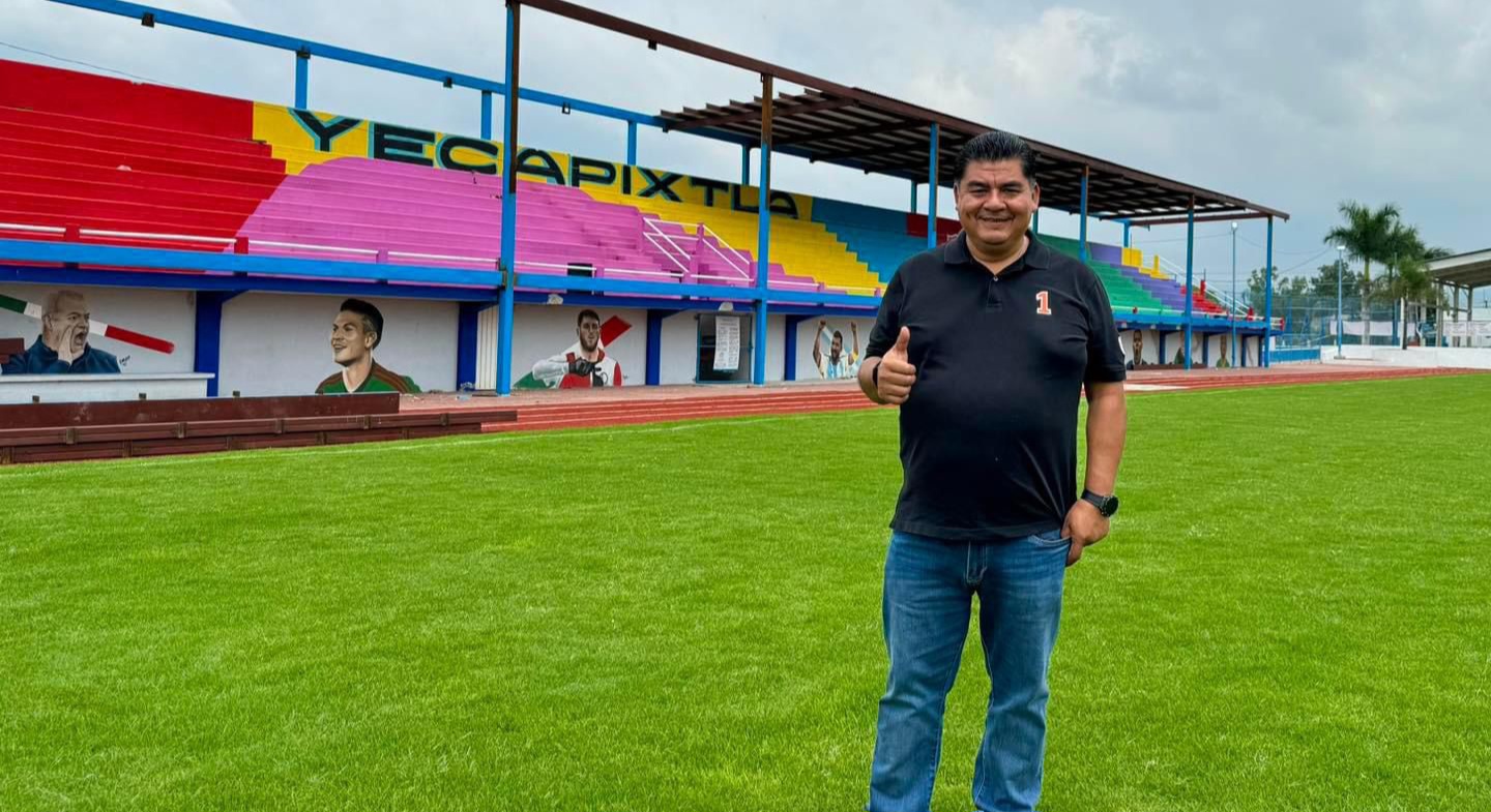 Supervisa alcalde de Yecapixtla avance de trabajos en la Unidad Deportiva Fidel Díaz Vera