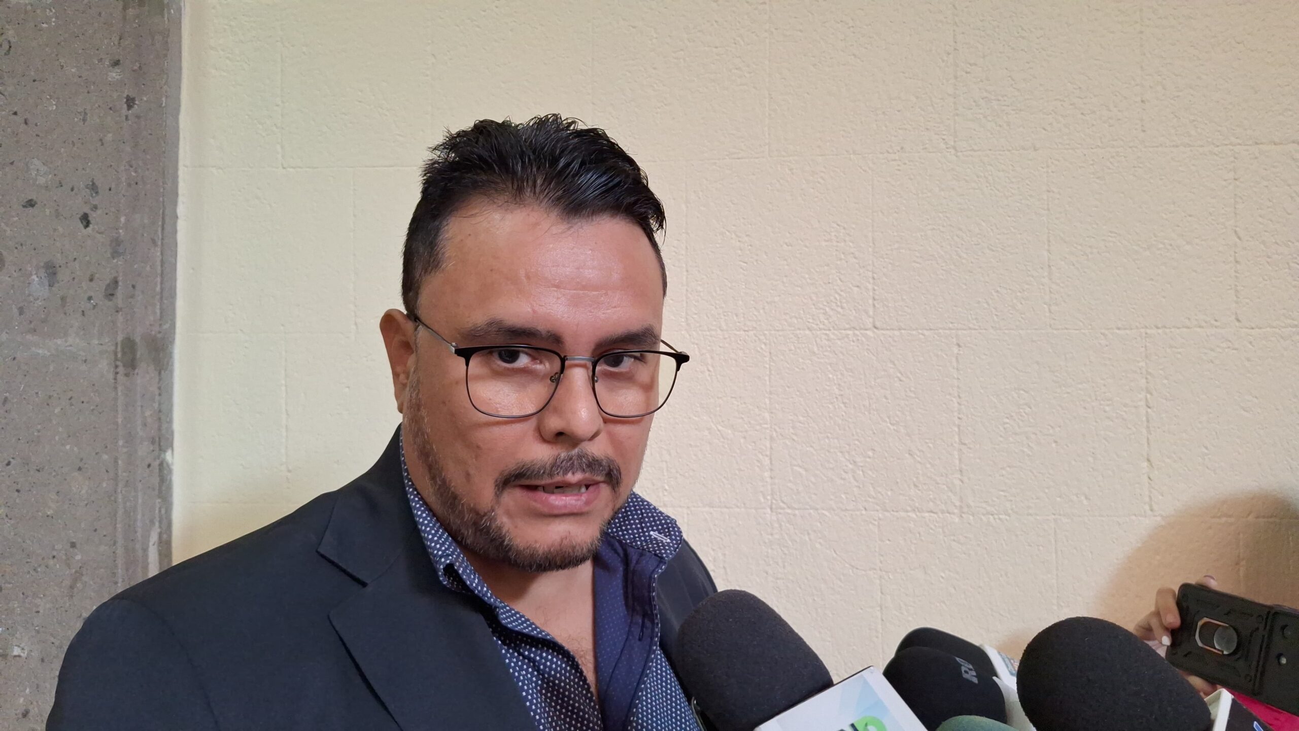 Permanecen congeladas 400 plazas laborales en el Ejecutivo