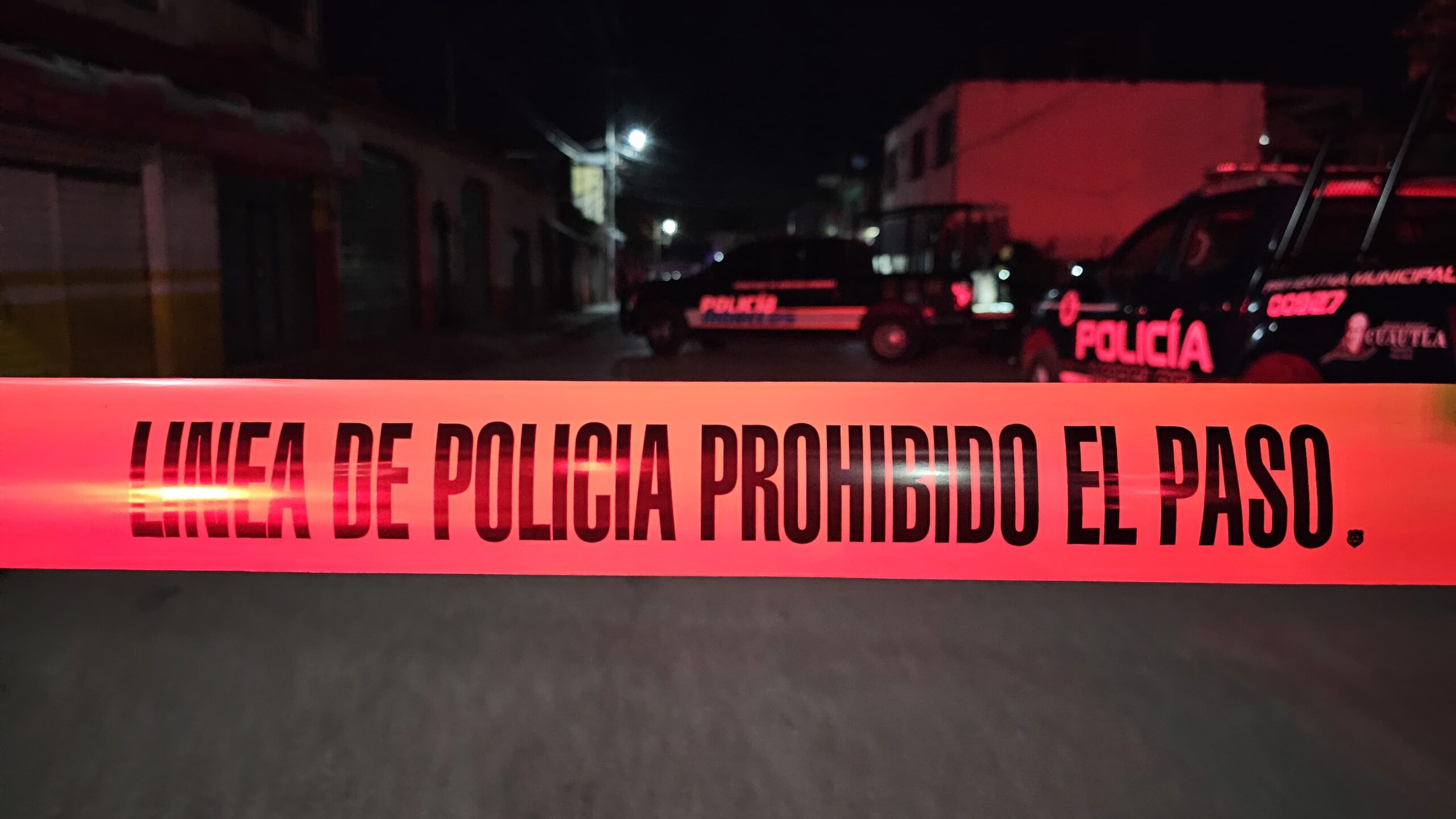 Colocan en distintos puntos dos narcomantas esta madrugada en Cuautla