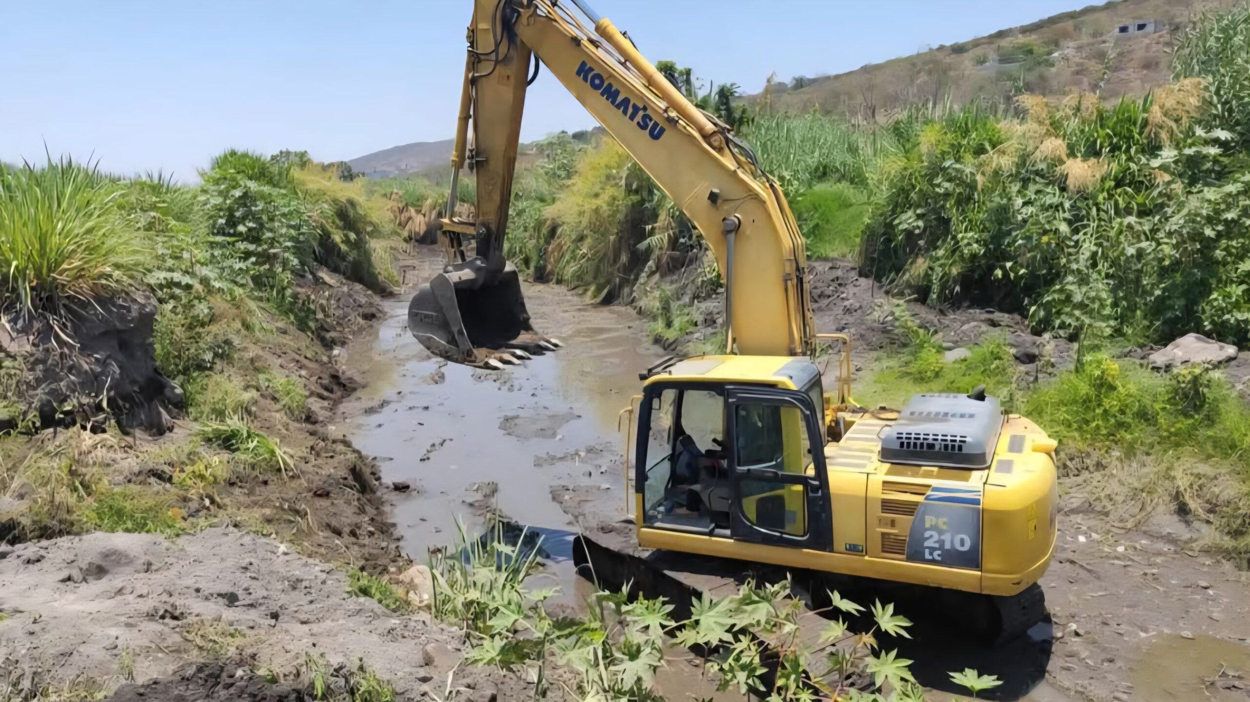 Con apoyo de vecinos se identifican puntos críticos en barranca Xochimilcatzingo