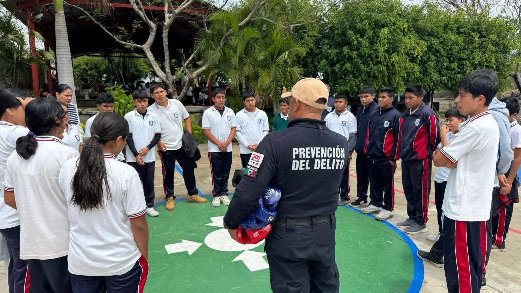 Llevan programa de prevención del delito a escuelas de Jantetelco