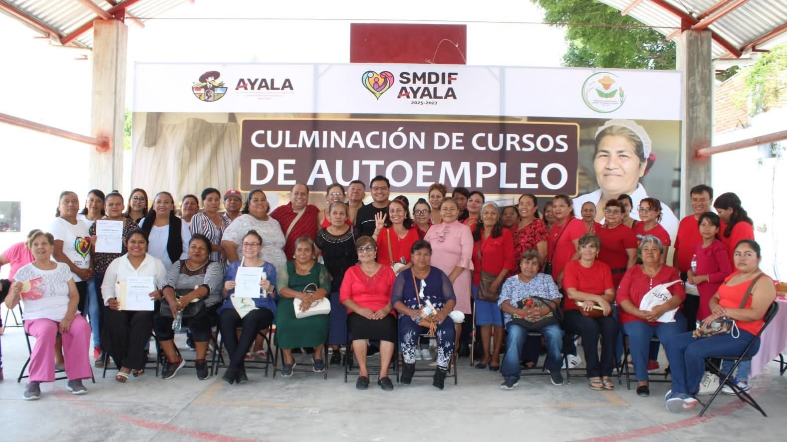 70 mujeres ayalenses listas para autoemplearse