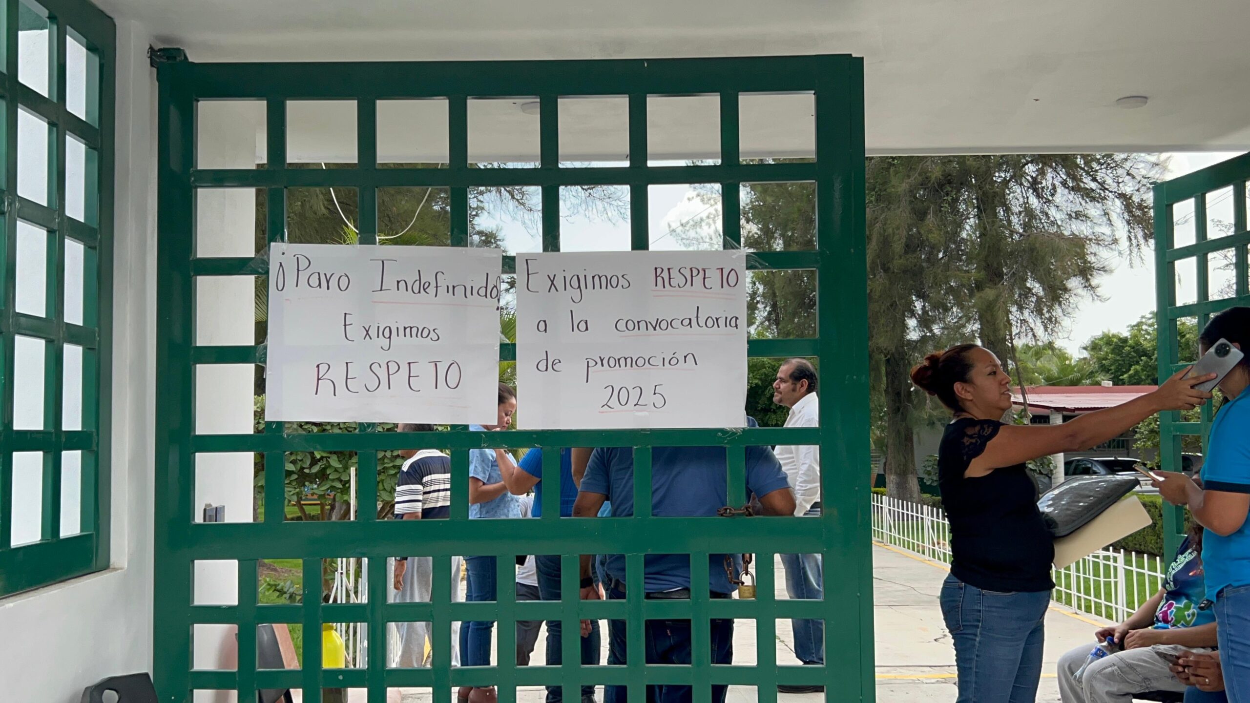 En paro indefinido docentes del CBTA 39 de Temoac