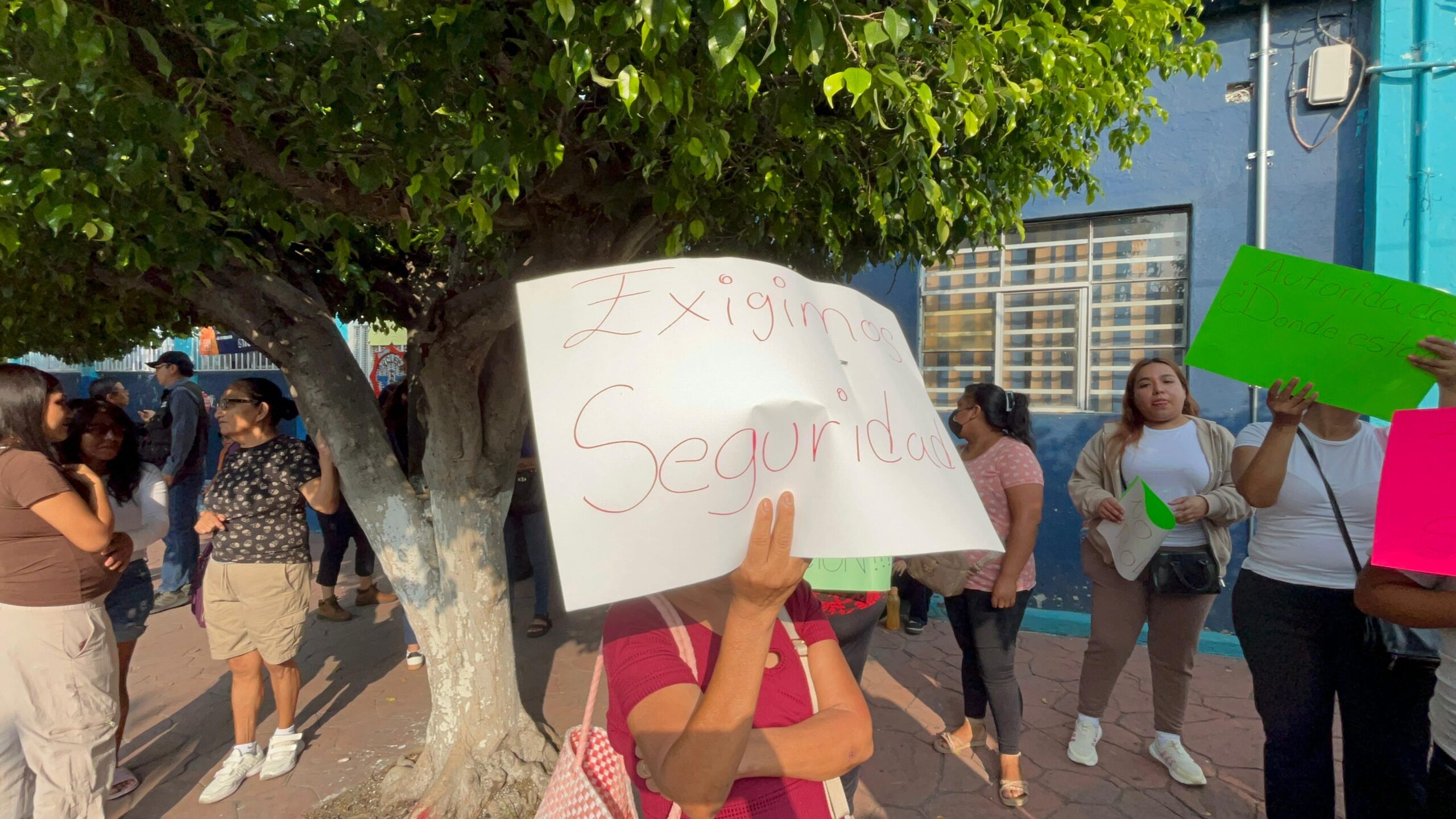 Piden más seguridad padres de familia de escuela Guadalupe Victoria