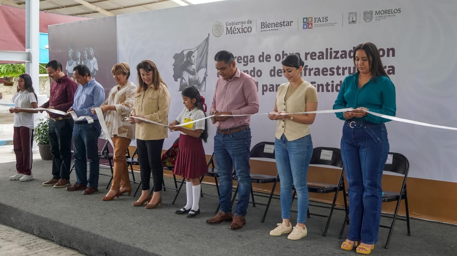 Reconoce Santos Tavarez labor en educación a Gobernadora de Morelos