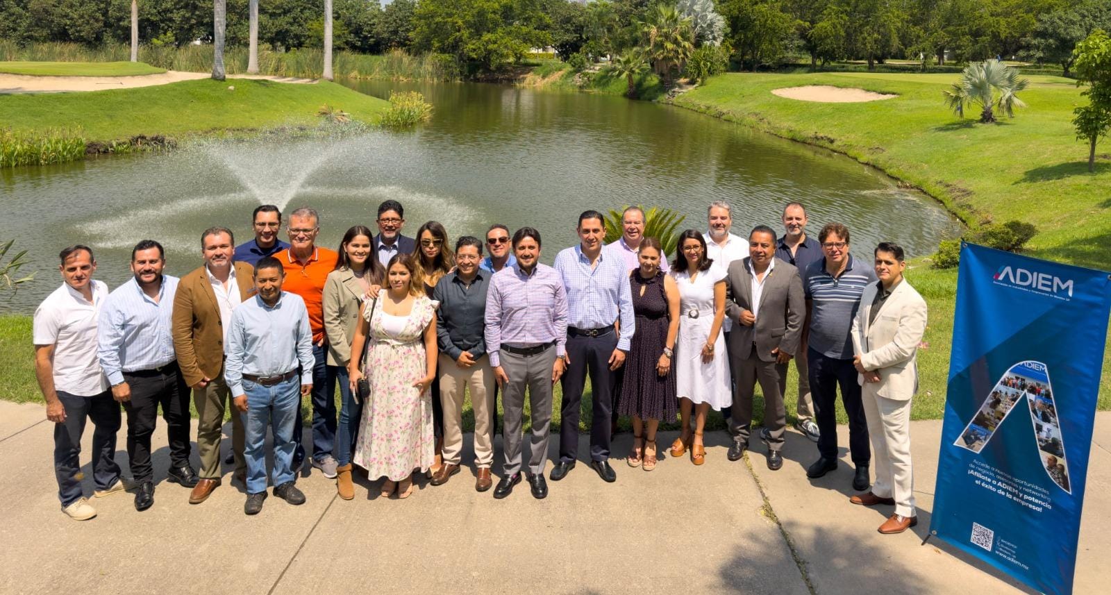 Presentan Programa Turismo 24-30 ante empresariado ADIEM