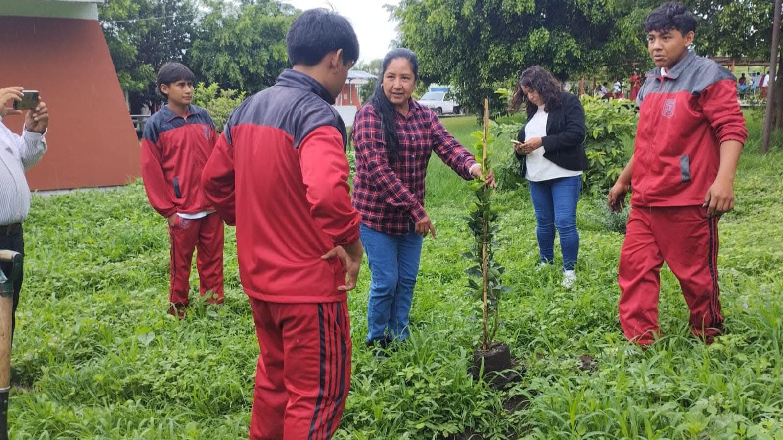 Impulsan en Ayala el programa Escuela Verde en Acción