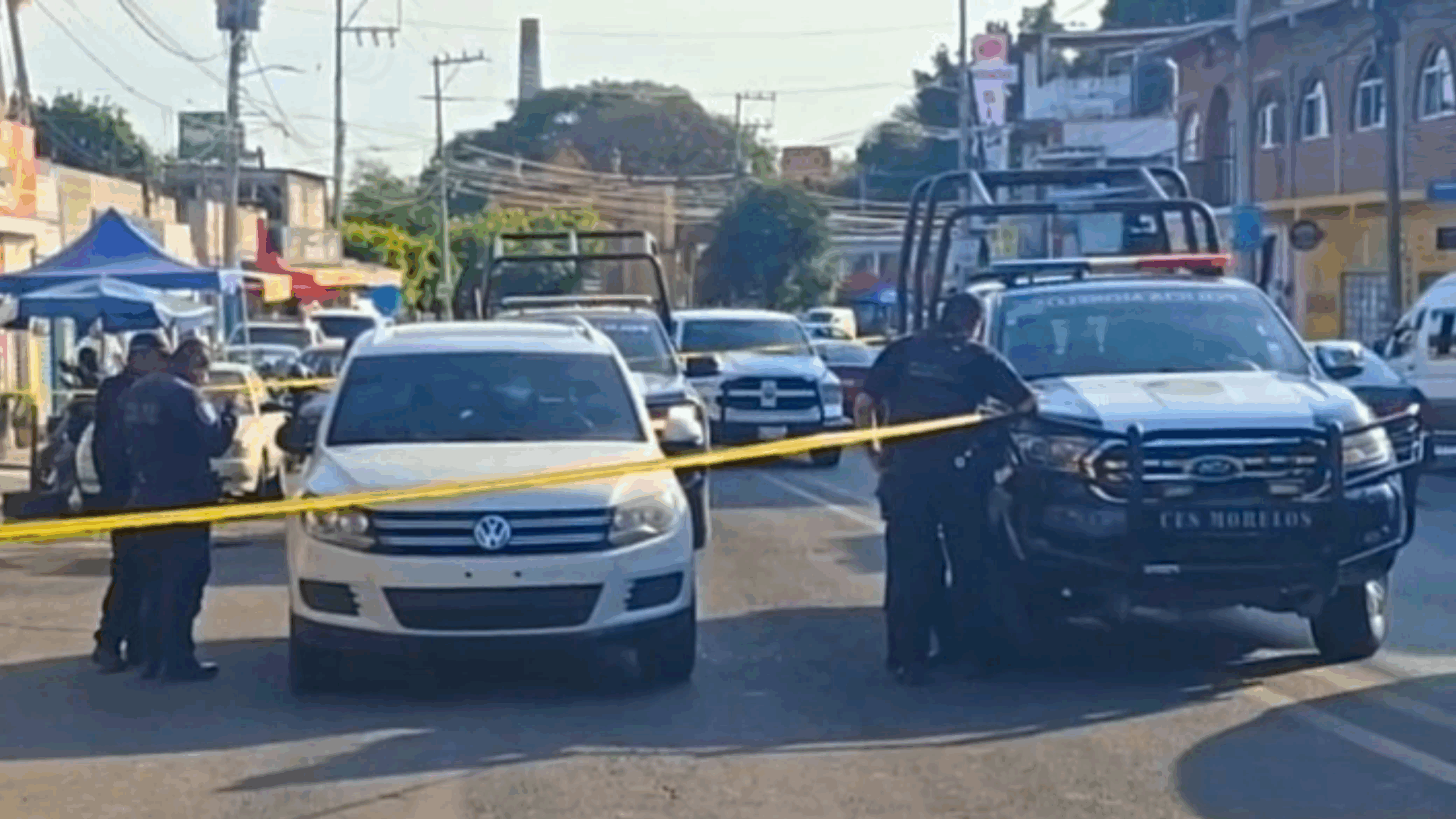 Atacan a balazos a una mujer afuera de pollos «Rocío» en San Carlos, Yautepec
