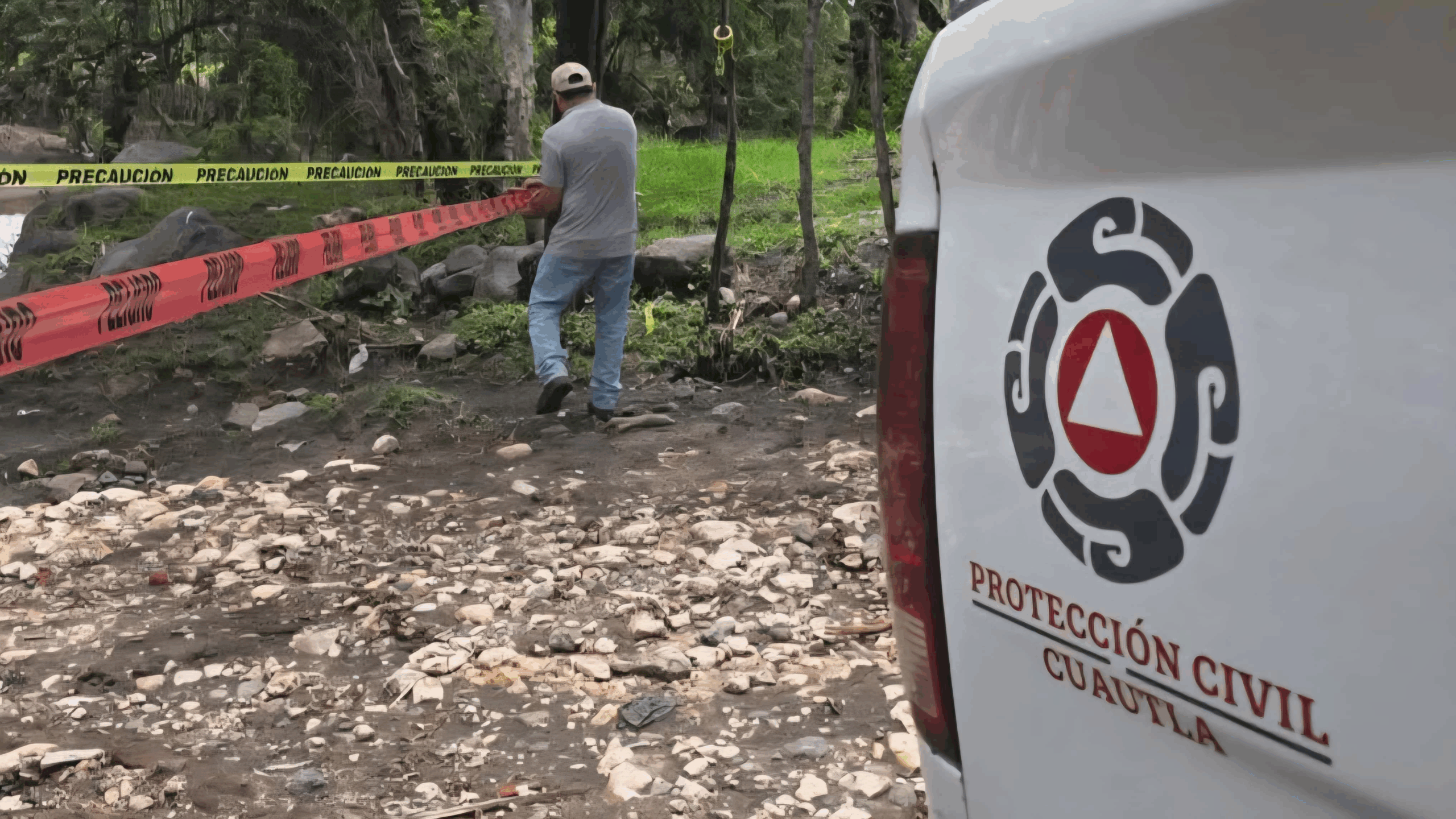 Cierran paso en el puente de Puxtla