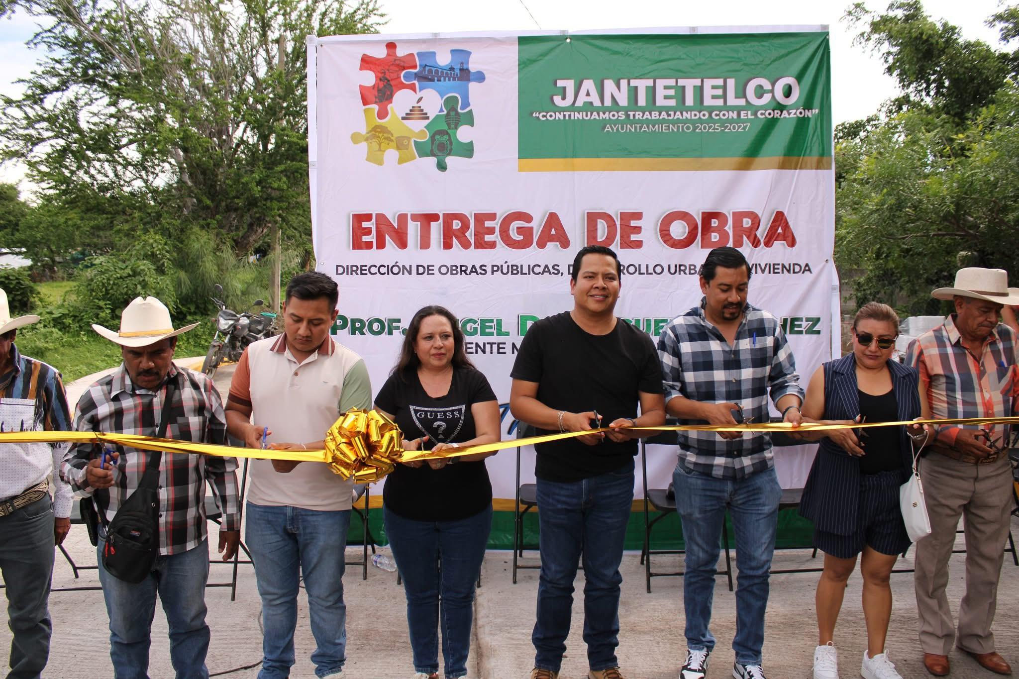 Alcalde de Jantetelco realizó entrega de obra en Tenango
