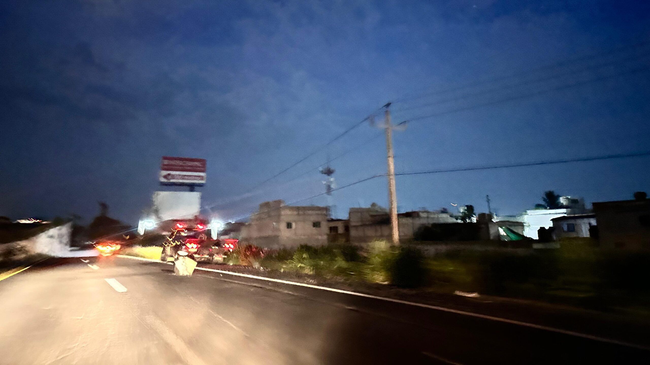 Piden se repare bache en la entrada a Cuautla
