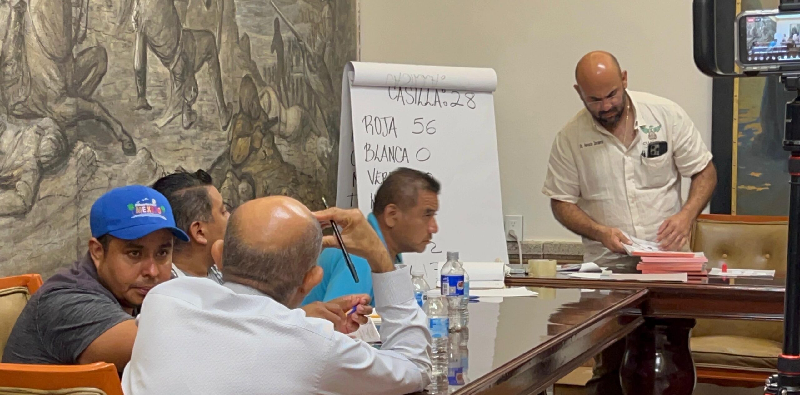 Realizan conteo de voto por voto de las 35 casillas del proceso electoral de Tetelcingo