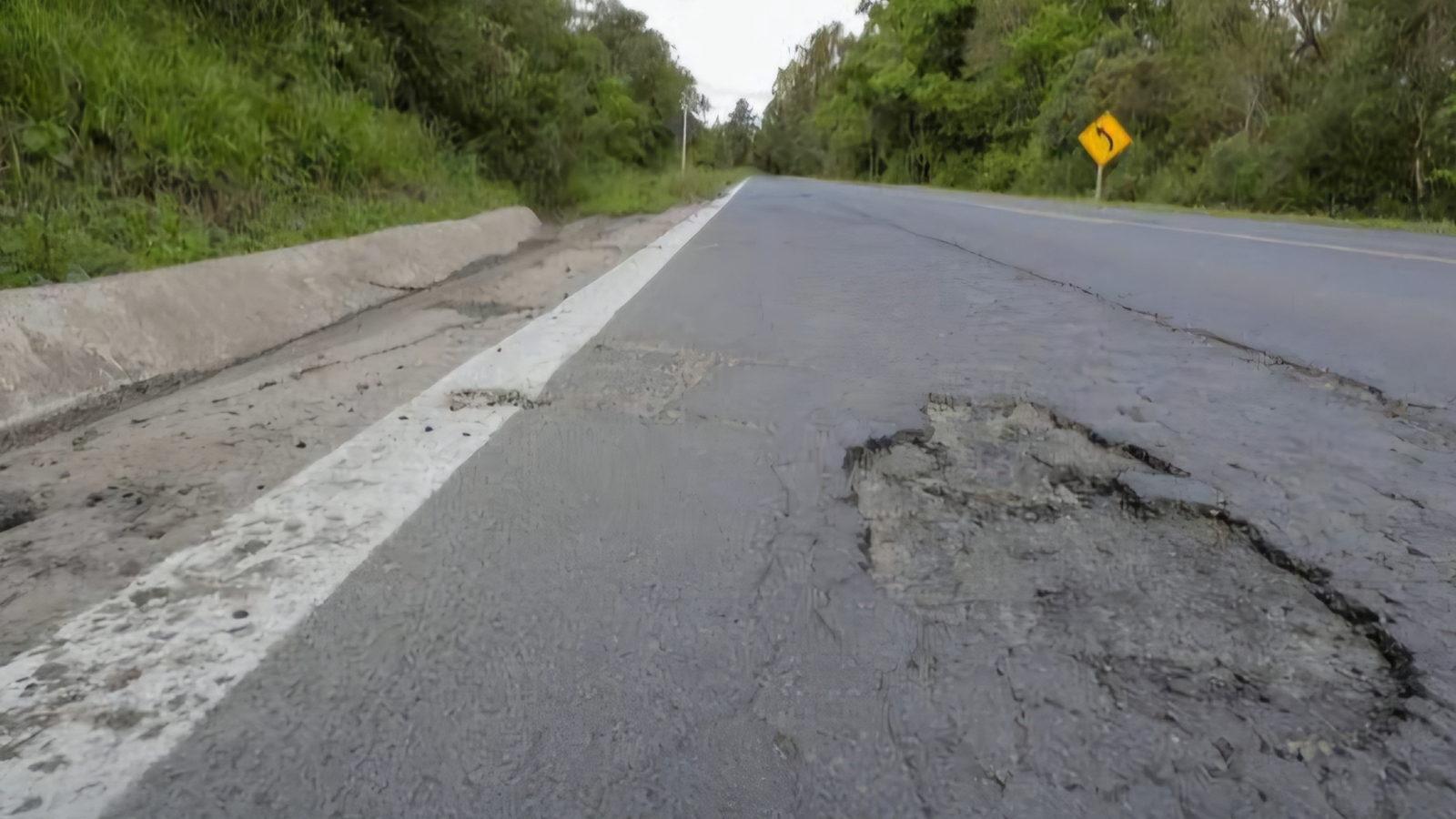 En pésimas condiciones red carretera estatal