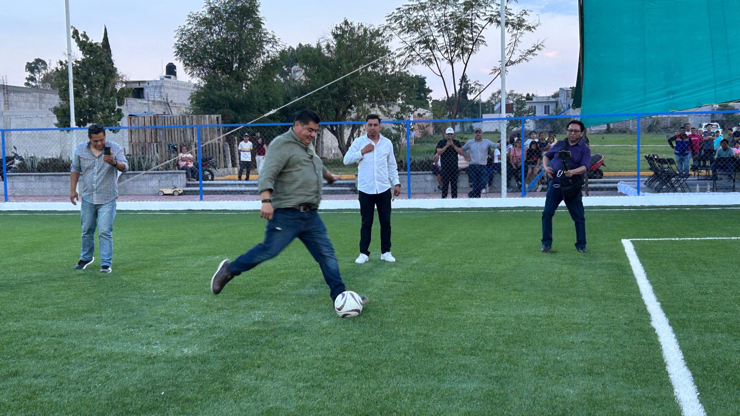 Inaugura Heladio Rafael Sánchez Zavala obras en los Reyes