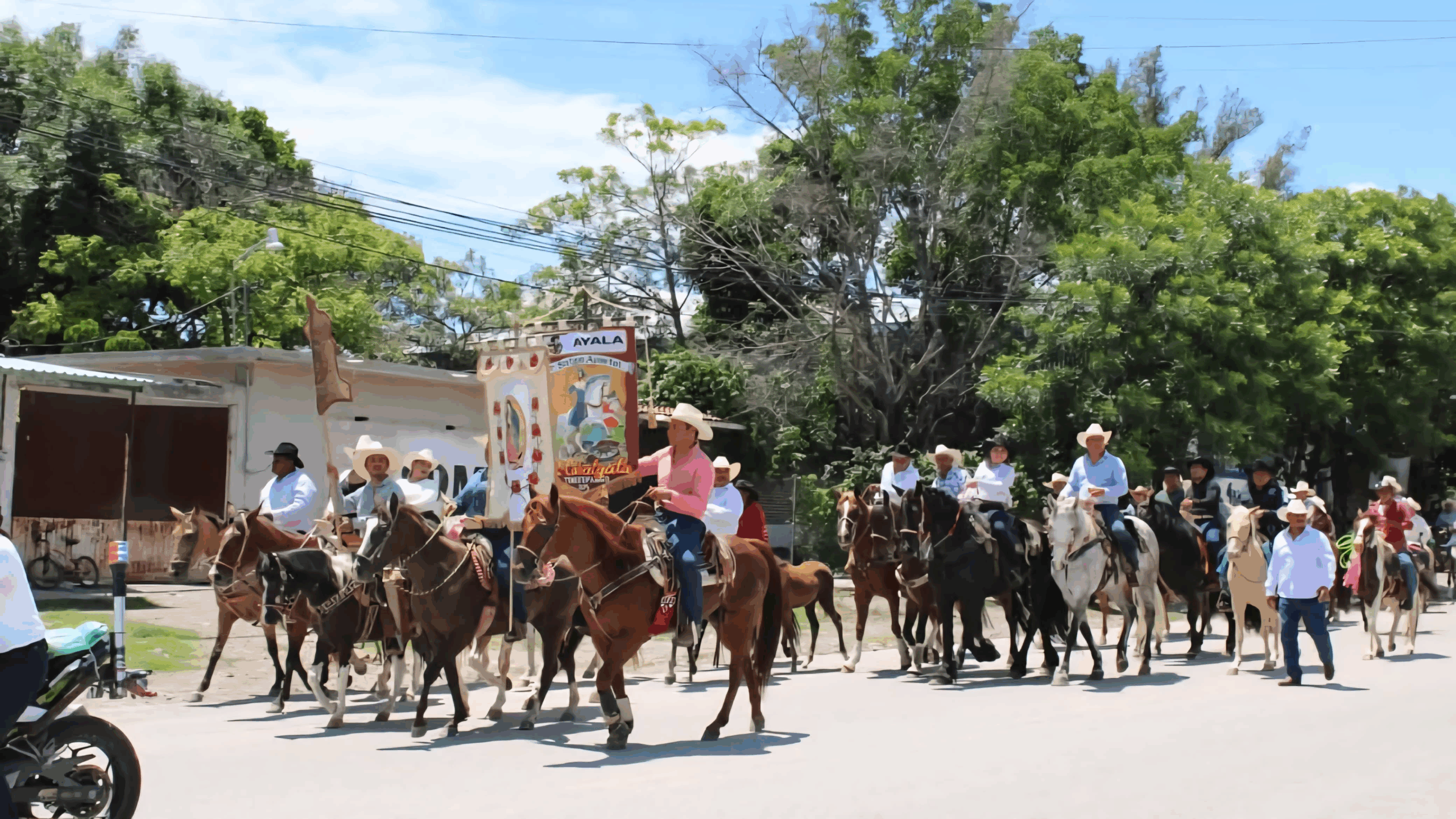 Se lleva a cabo la 12a Cabalgata Patronal en honor a Santiago Apóstol en Ayala