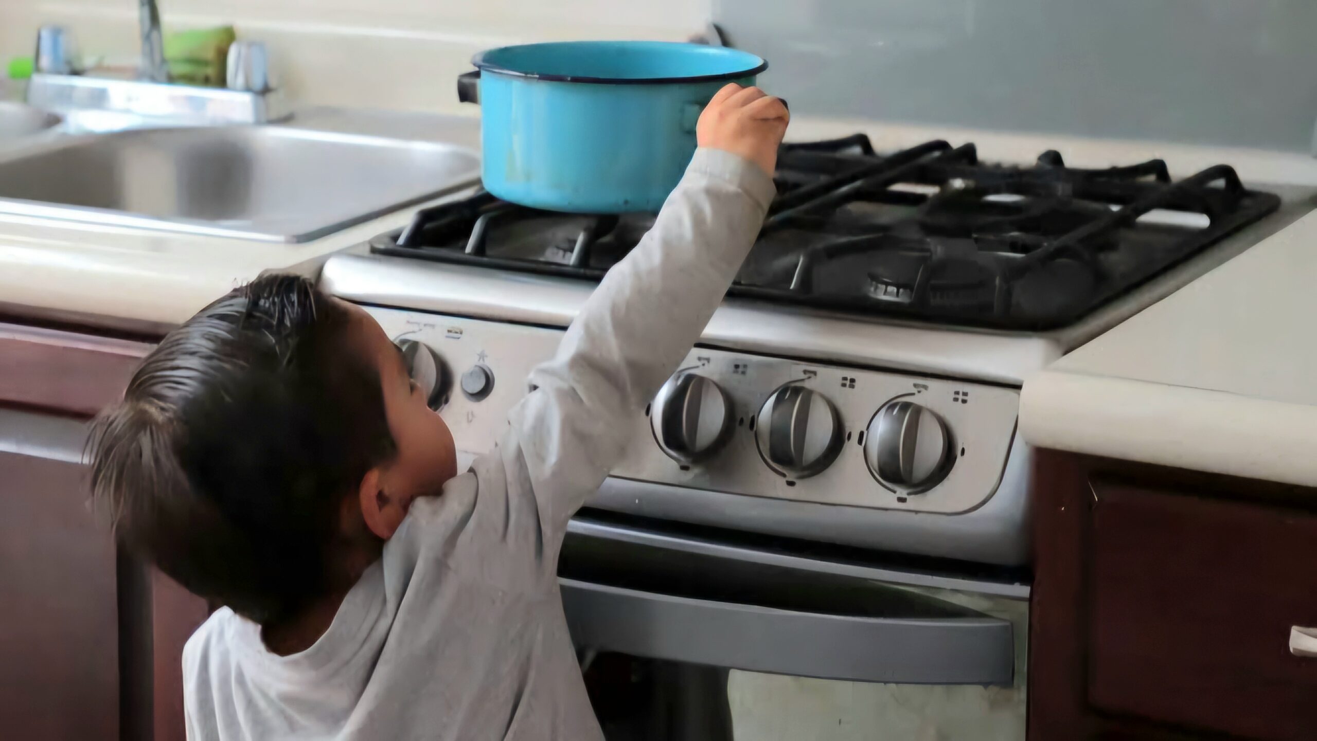 Accidentes en el hogar aumentan en vacaciones alerta Cruz Roja