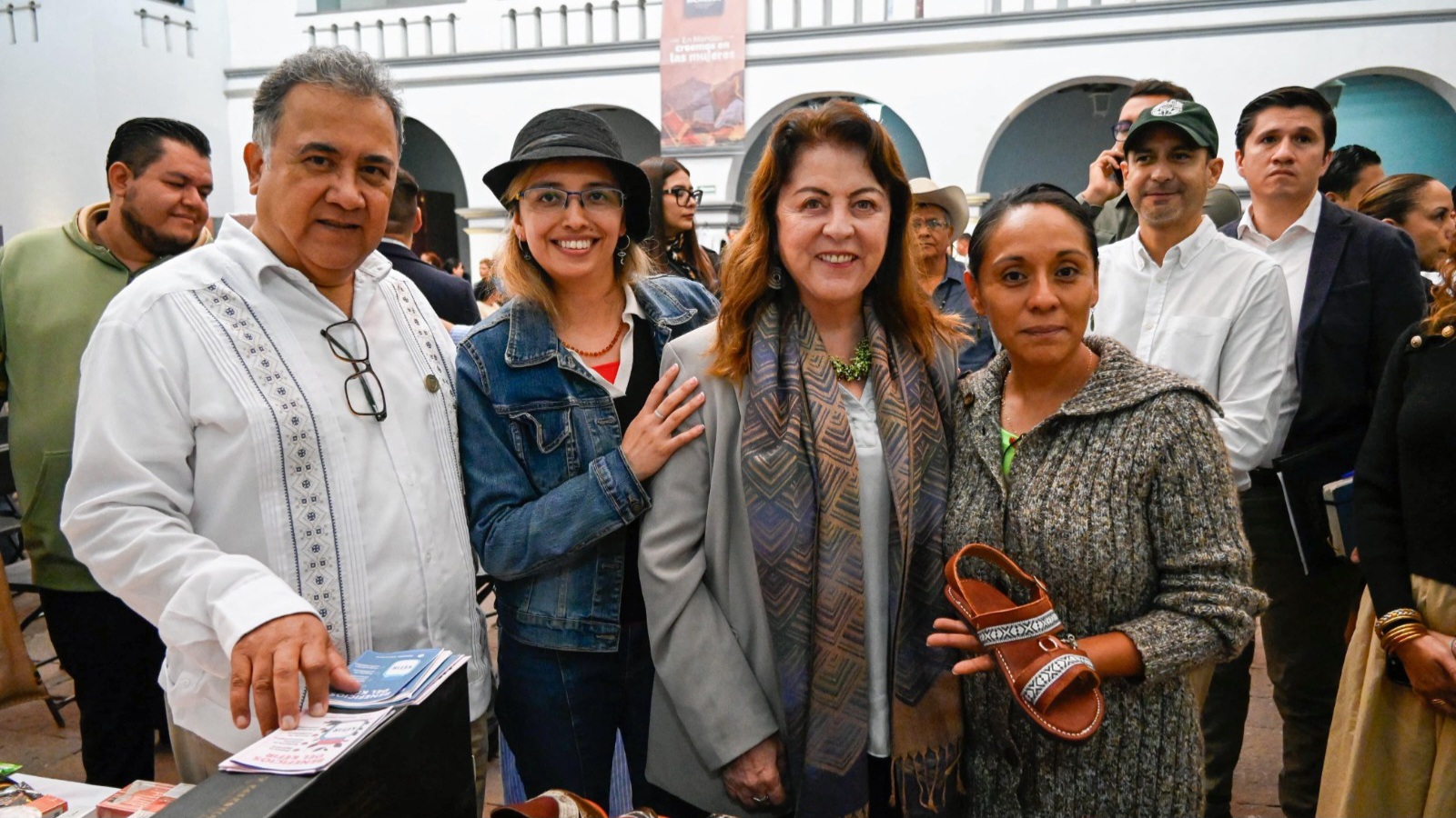 Reducen tasa de interés del programa «Mujeres Emprendedoras» a tan solo 1% mensual