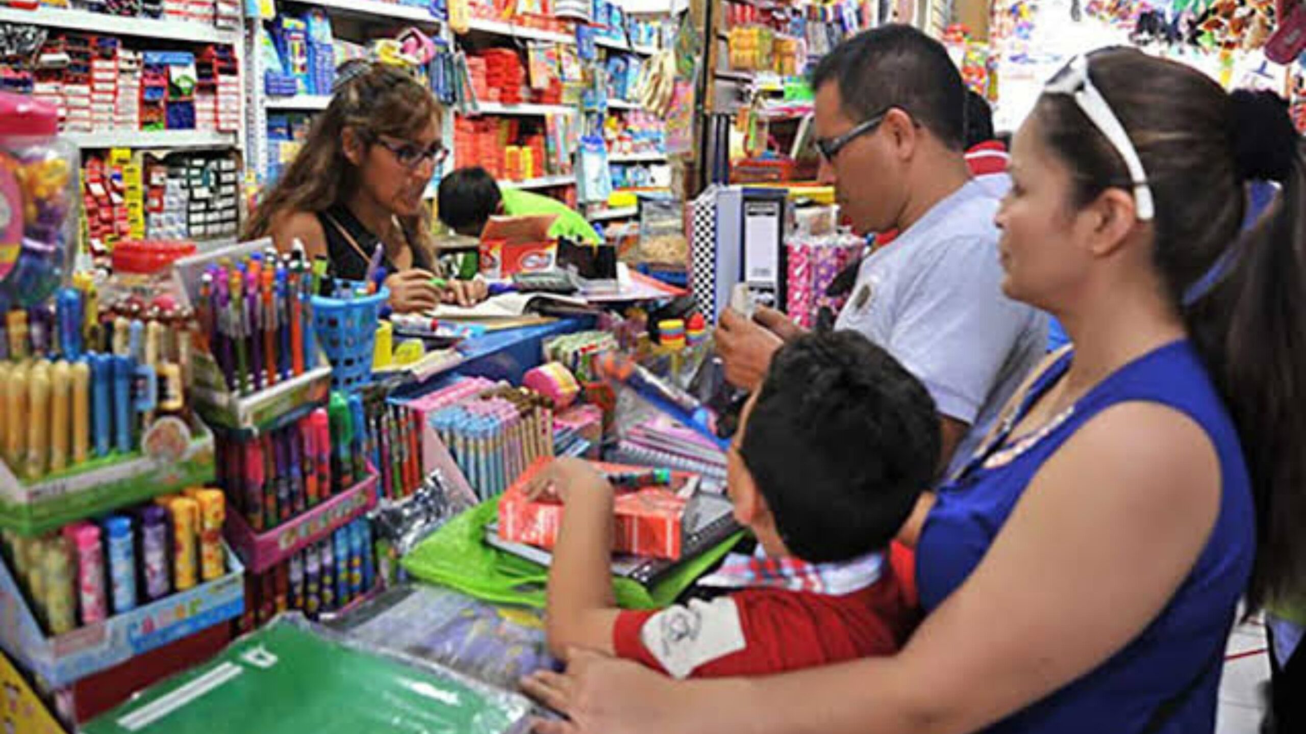 Prevén empresarios aumento de ventas por regreso a clases