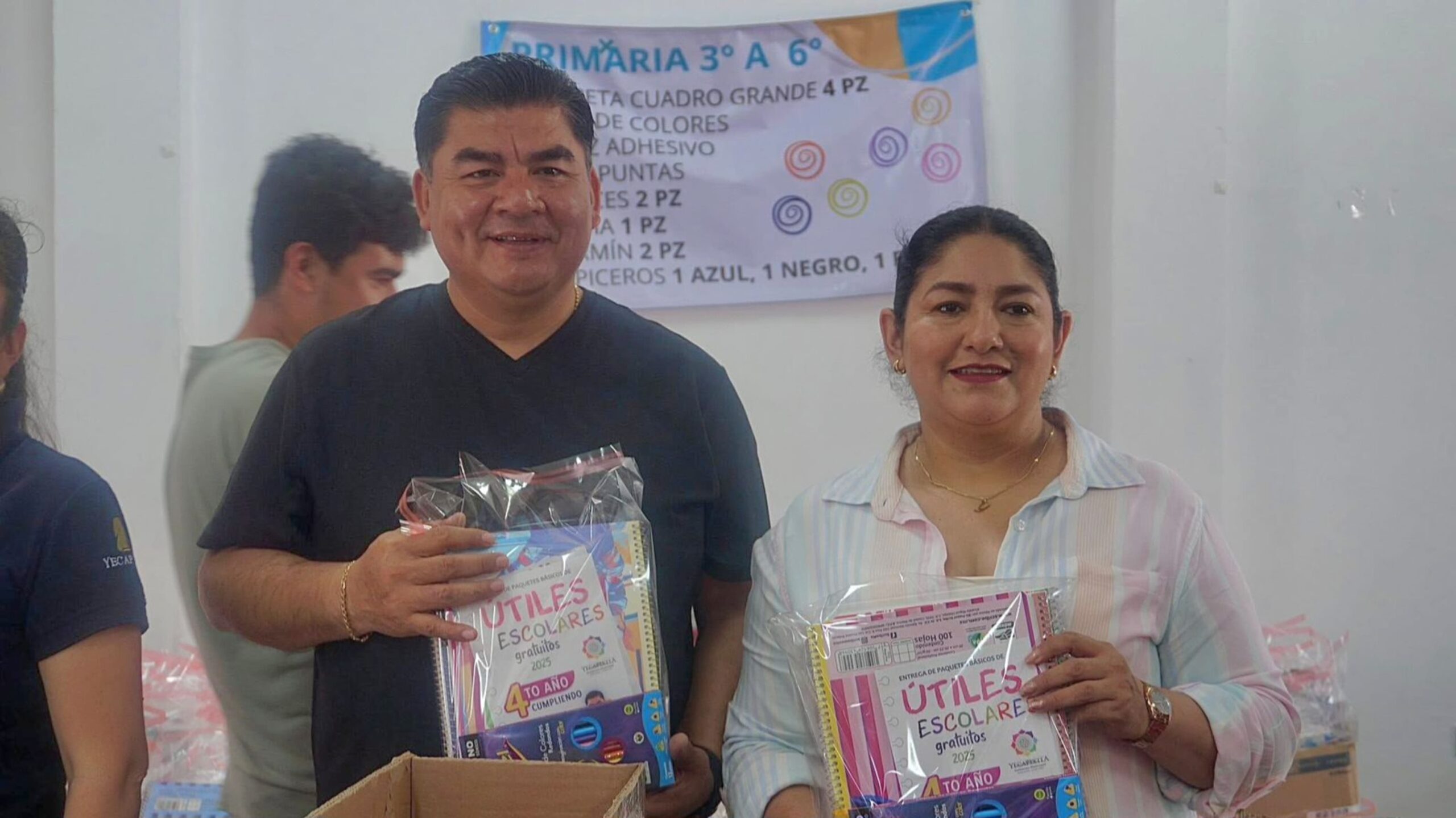 Prepara Ayuntamiento de Yecapixtla paquetes básicos de útiles escolares