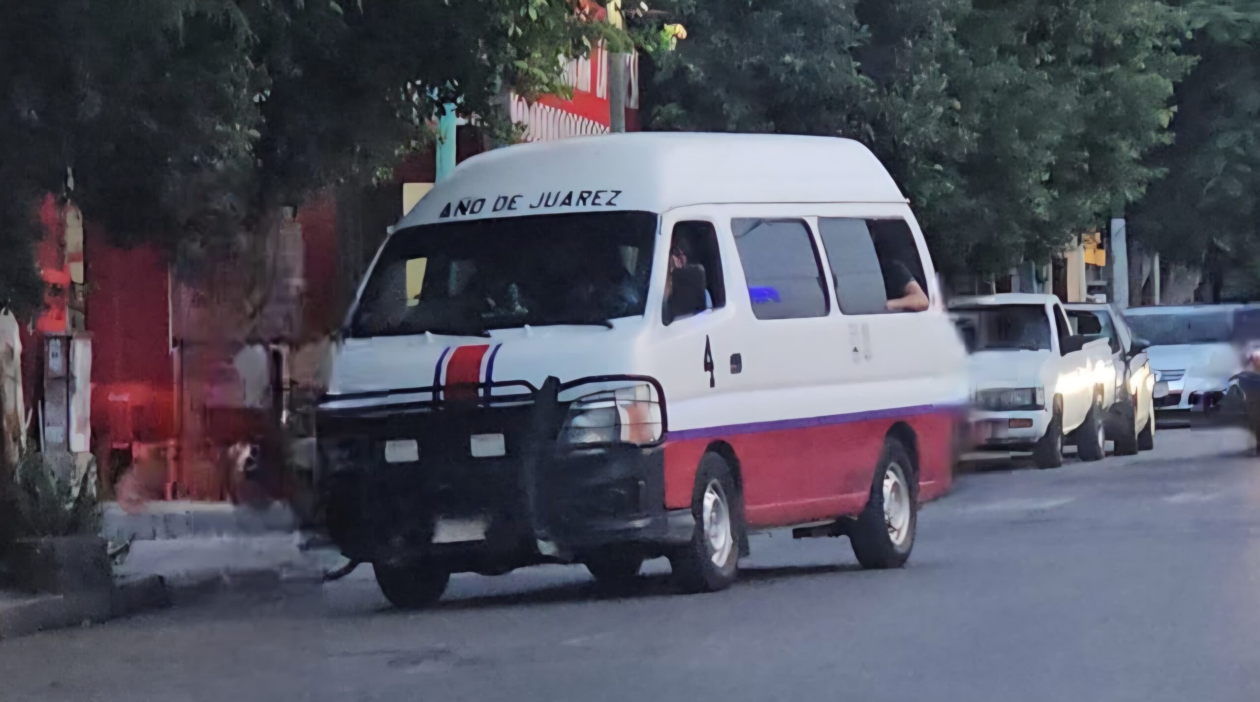 Suspende servicio ruta cuatro con derrotero a la colonia Año de Juárez