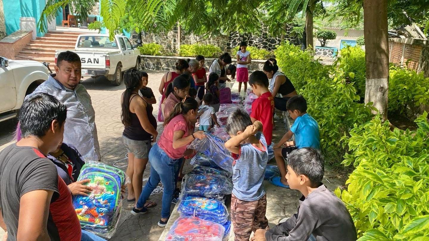 Realiza Yecapixtla programa de Mochilas a Bajo Costo