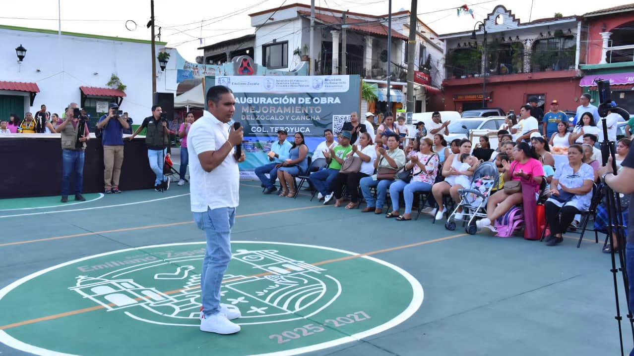 Rehabilita gobierno de Zapata cancha y luminarias en Tezoyuca